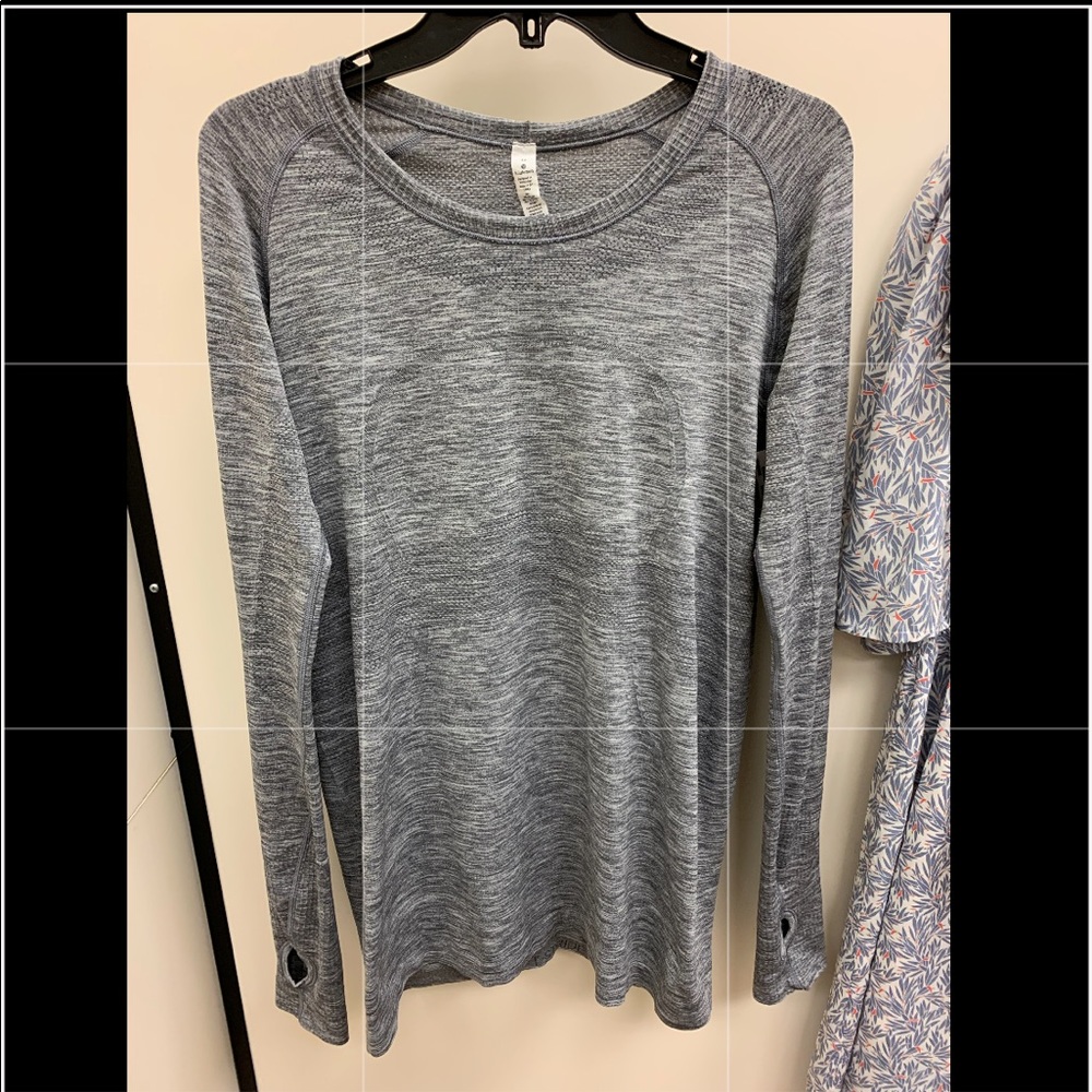 SOLD lululemon swiftly tech long sleeve
